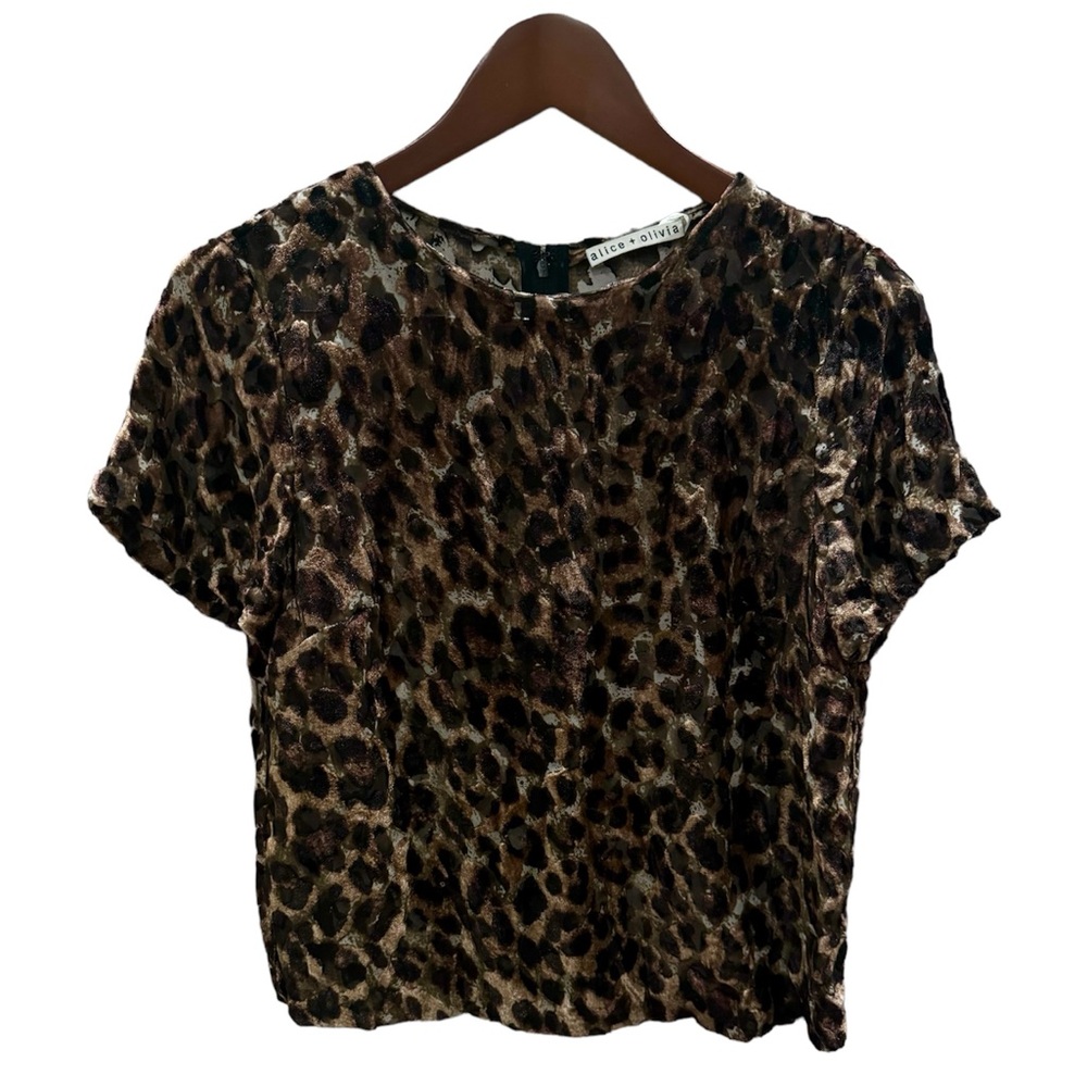 Alice + Olivia Leopard Top 🐾♥️